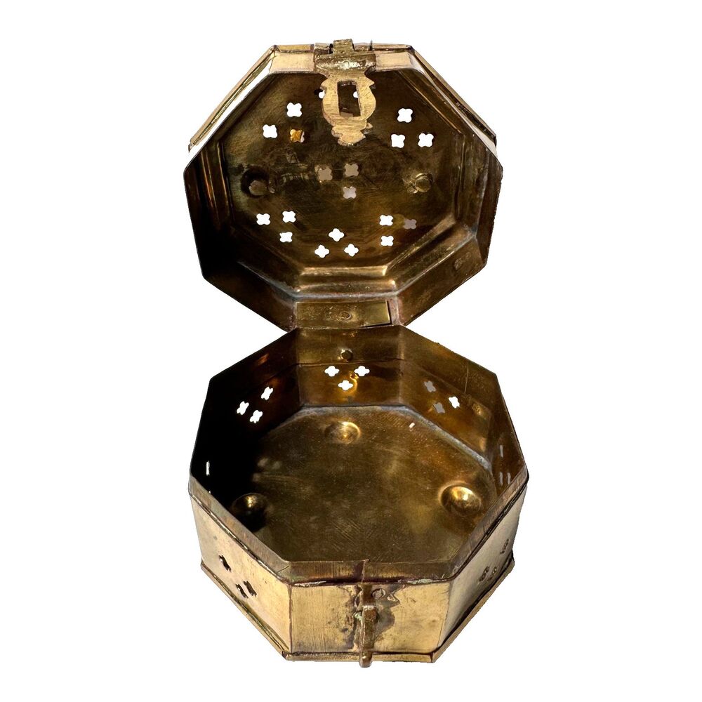 Vintage Brass Cricket Box Octagonal Pierced Clover Trinket Jewelry Cage Footed